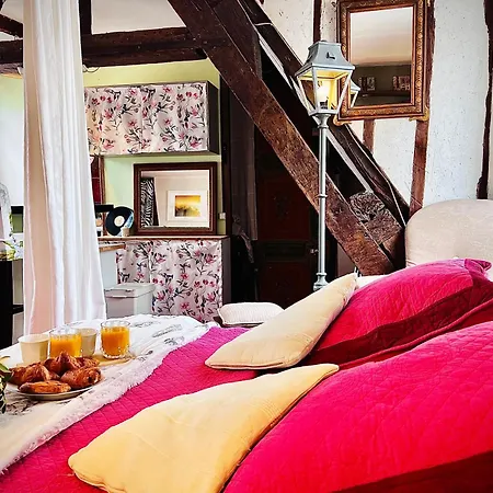Romantic - Hyper Center - Quiet - Bright Apartment